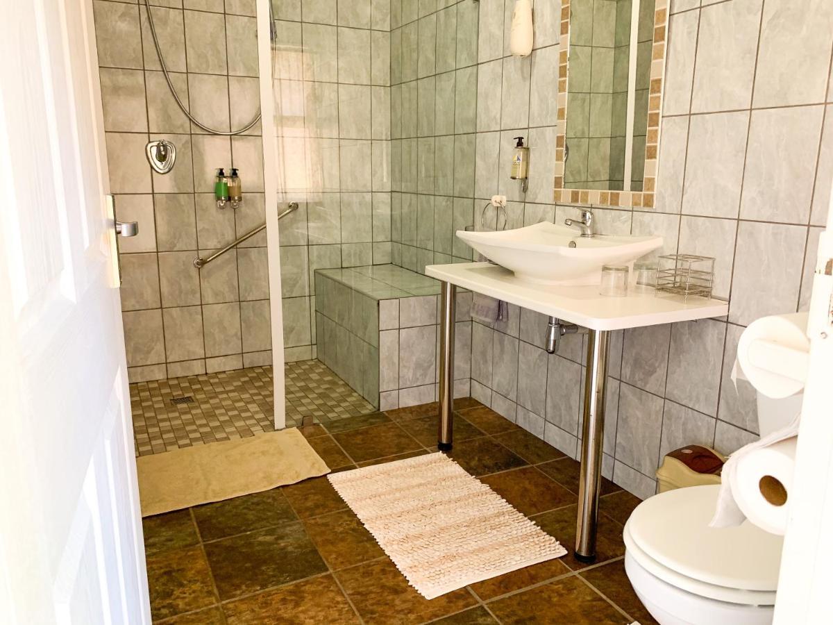 Marina Martinique B&B Джефрис-Бей Экстерьер фото