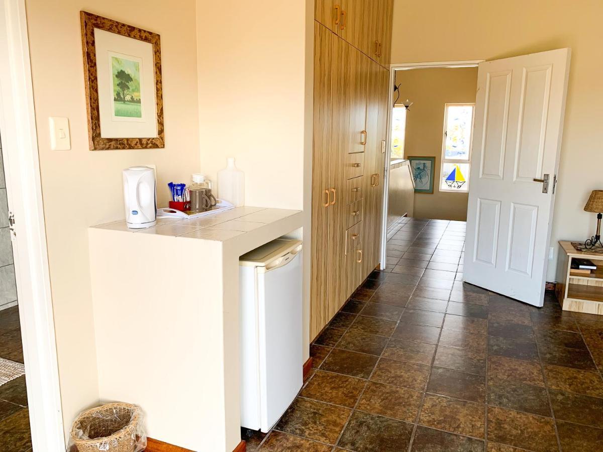 Marina Martinique B&B Джефрис-Бей Экстерьер фото